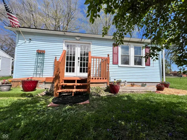 $179,980 | 622 8th Street, Shelbyville, IN 46176