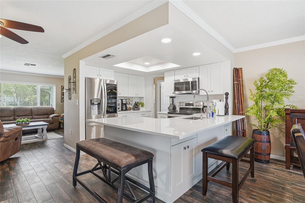 7635 Gates Circle Spring Hill, FL 34606 - Photo 12 of 50 Gallery Image 12