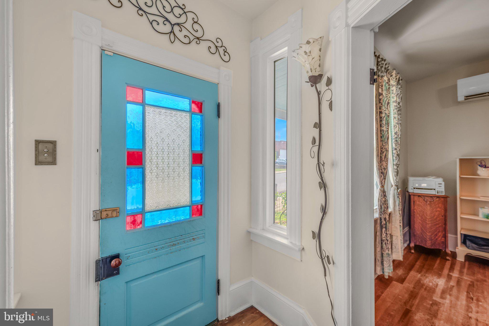 719 South Raleigh Street Martinsburg, WV 25401 - Photo 7 of 45 Entrance