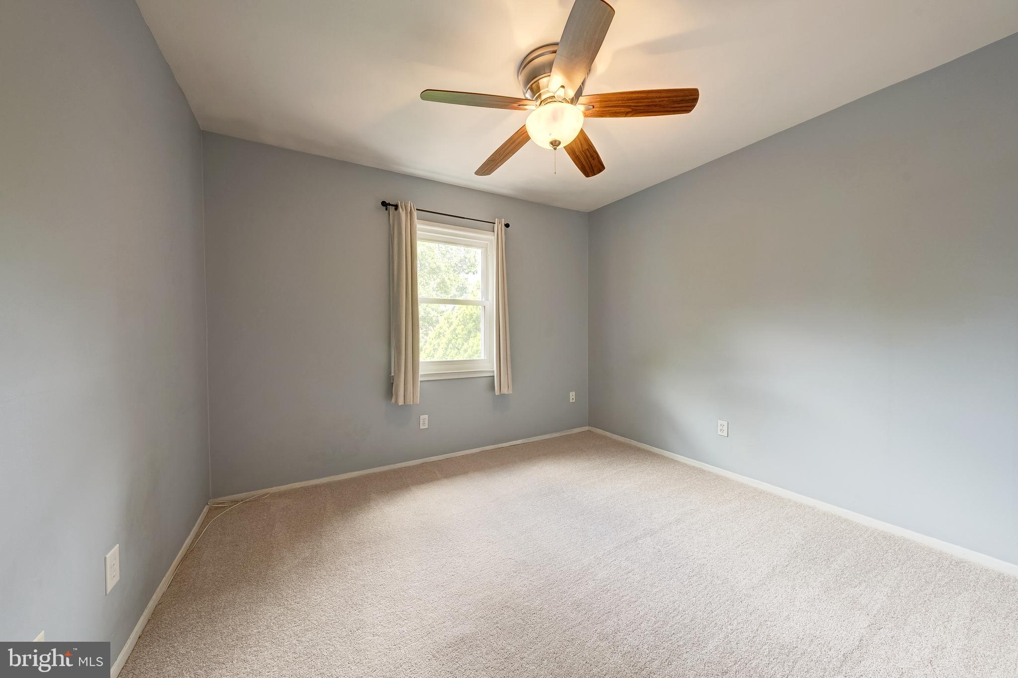 4159 Novar Drive Chantilly, VA 20151 - Photo 20 of 32
