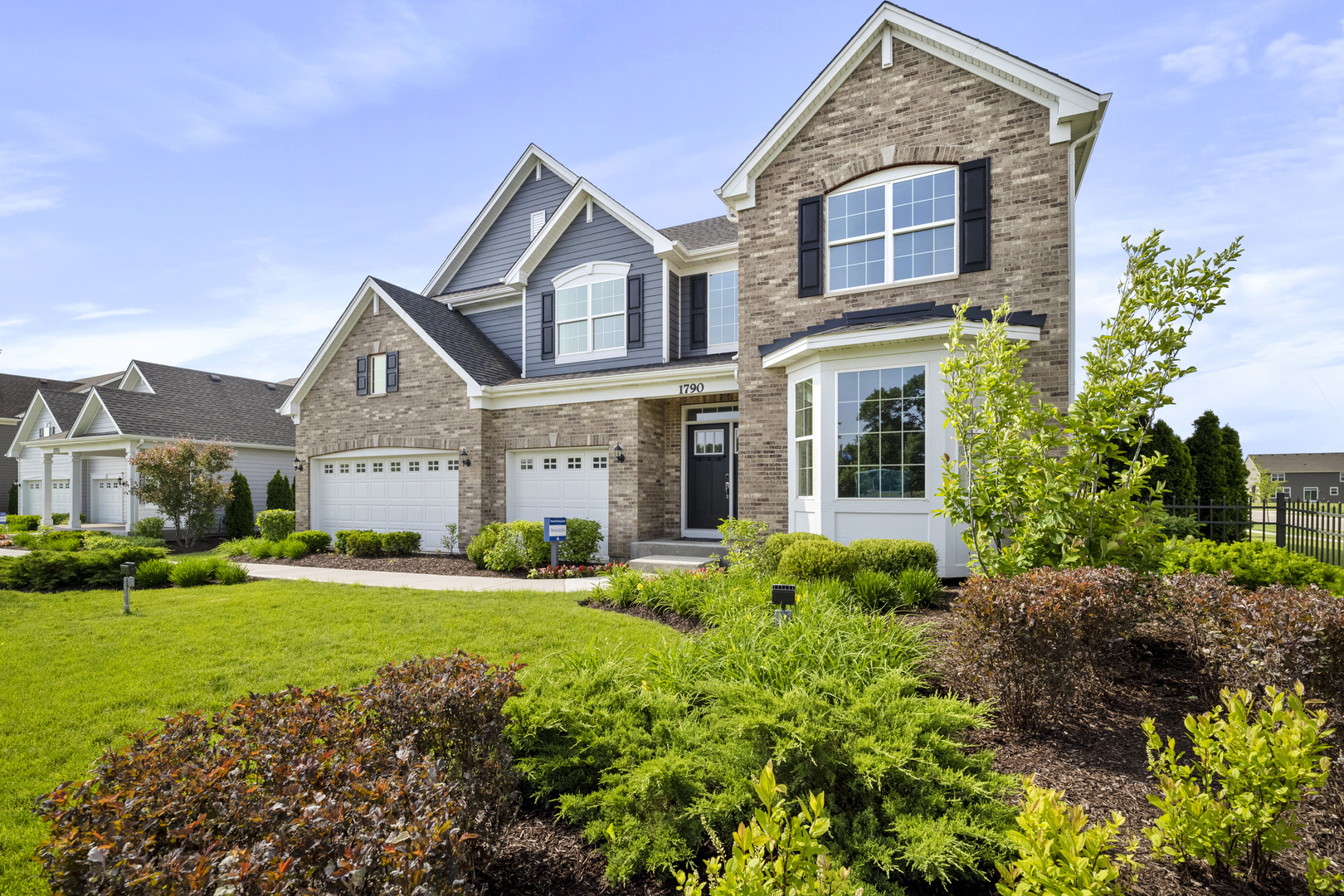 3656 Edelweiss Road Elgin, IL 60124 - Photo 2 of 38 Gallery Image 2