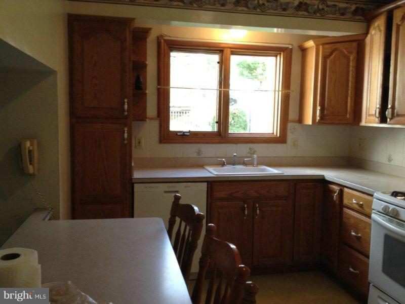 4795 Byron Road Windsor Mill, MD 21244 - Photo 16 of 30 Kitchen