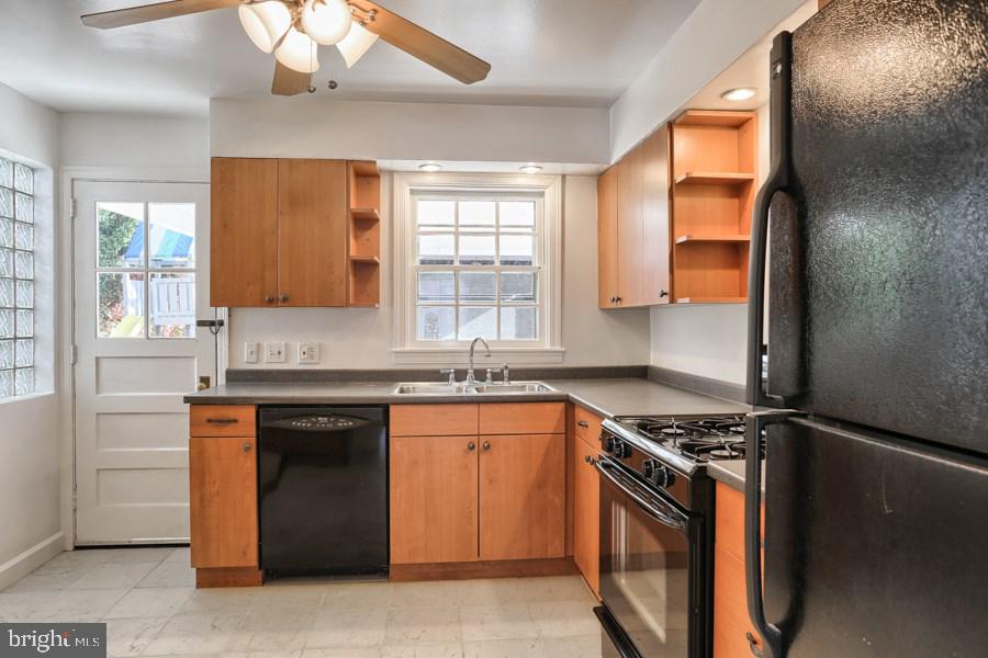 1397 Letchworth Road Camp Hill, PA 17011 - Photo 9 of 25 Gallery Image 9