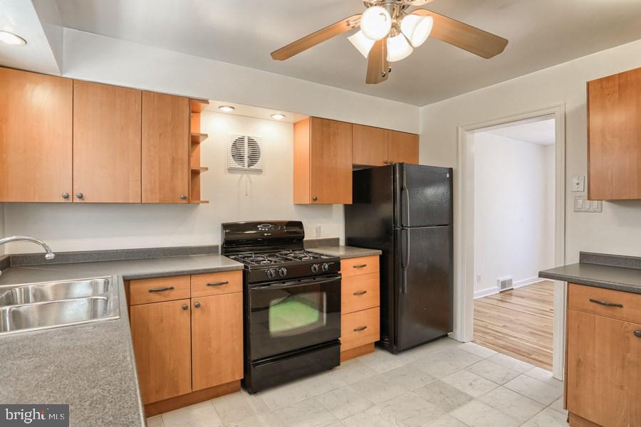 1397 Letchworth Road Camp Hill, PA 17011 - Photo 10 of 25 Gallery Image 10
