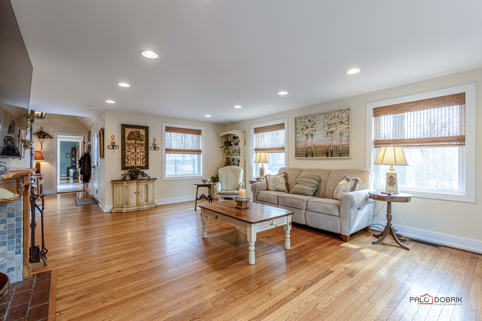3386 Old McHenry Road Long Grove, IL 60047 - Photo 4 of 48 a living room with furniture and a wooden floor