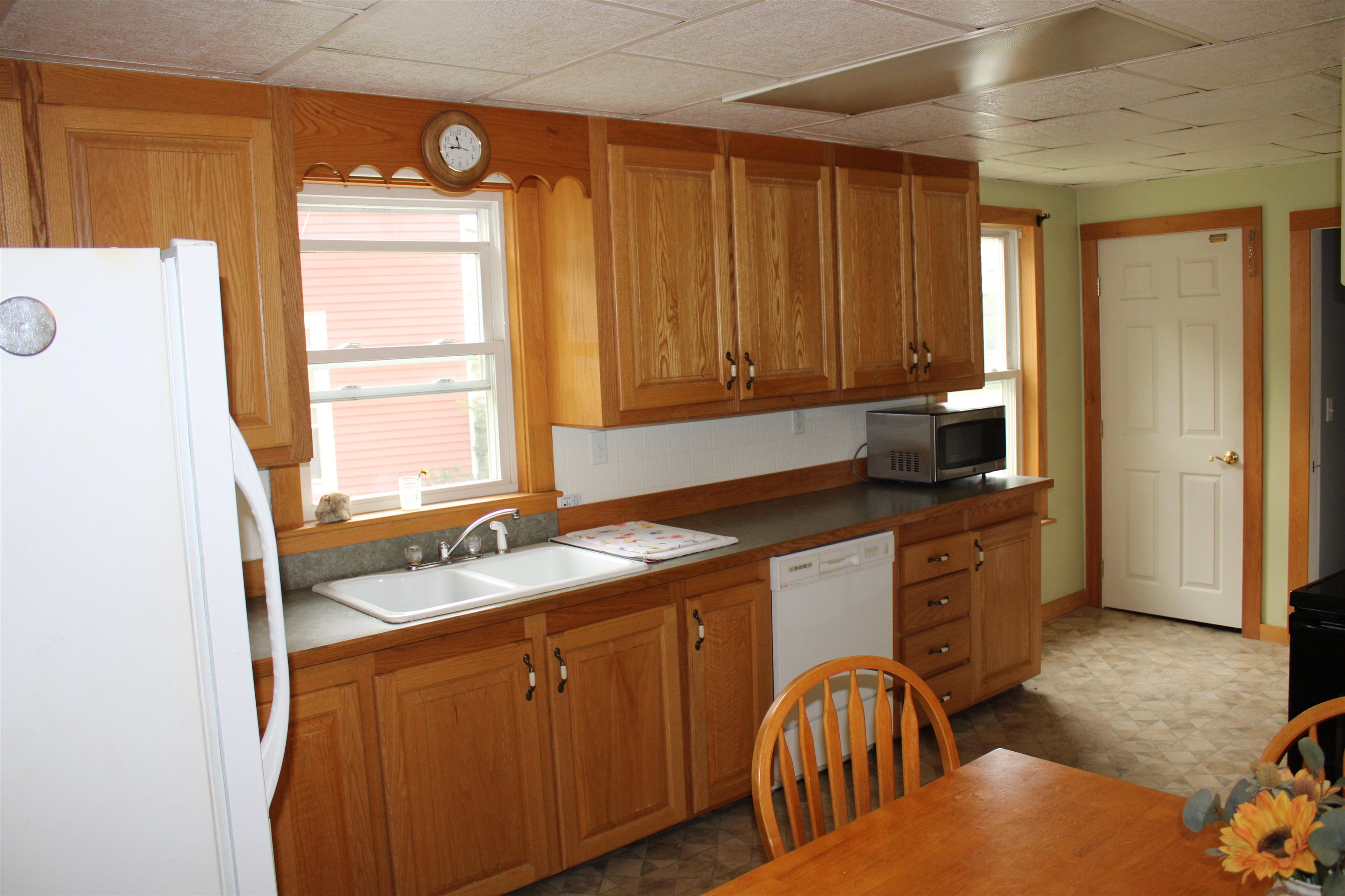 79 Harrison Avenue St. Johnsbury, VT 05819 - Photo 4 of 19