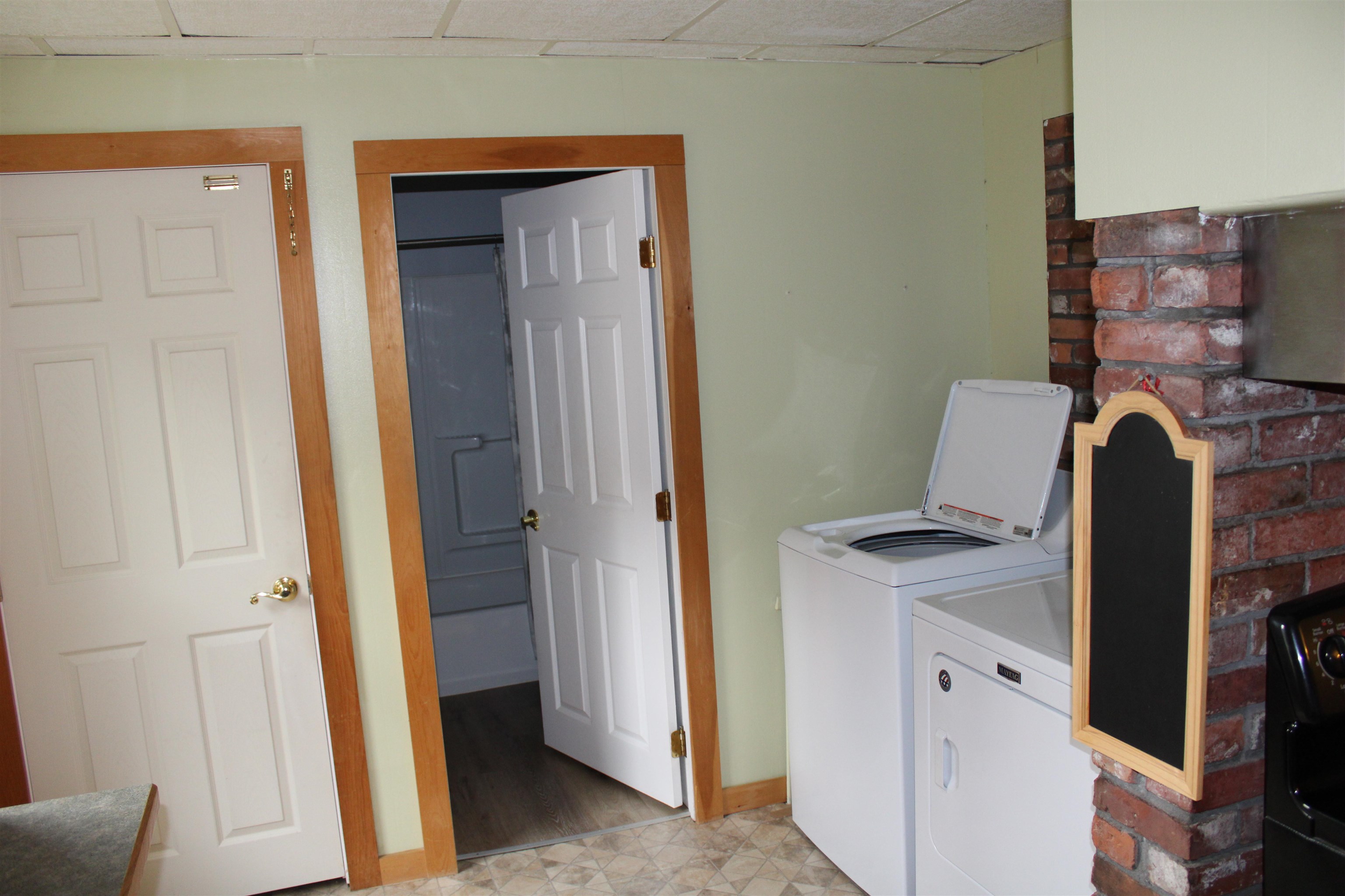 79 Harrison Avenue St. Johnsbury, VT 05819 - Photo 8 of 19