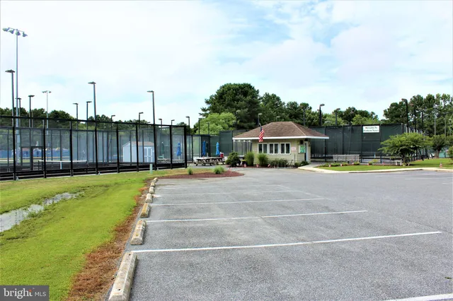 $280,000 | 11425 Manklin Creek Road, Unit 2, Ocean Pines, MD 21811