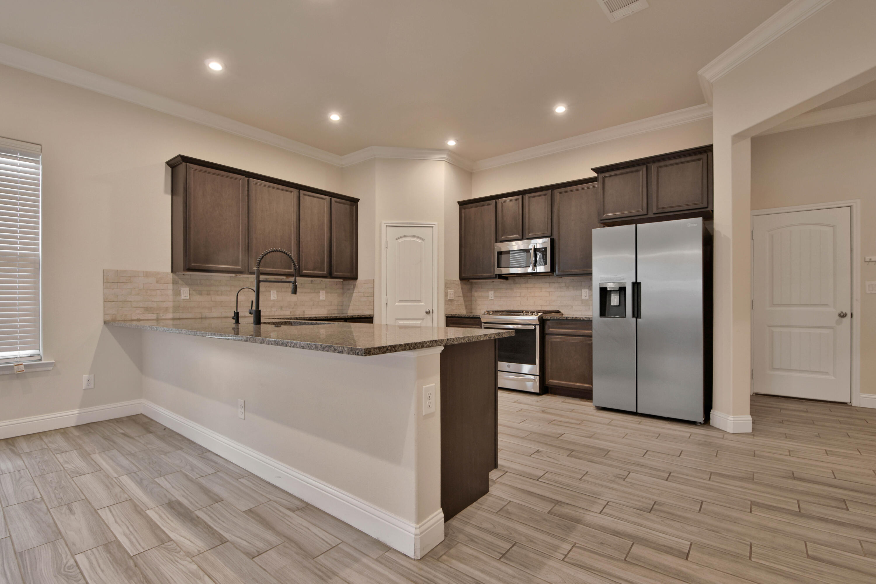 7501 100th Street Lubbock, TX 79424 - Photo 20 of 40 1L1A2418