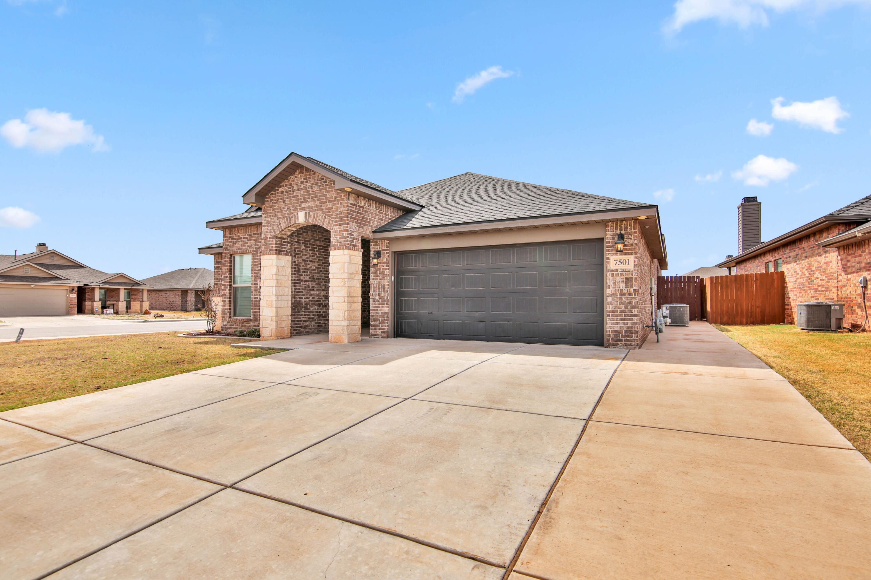 7501 100th Street Lubbock, TX 79424 - Photo 2 of 40 1L1A1233