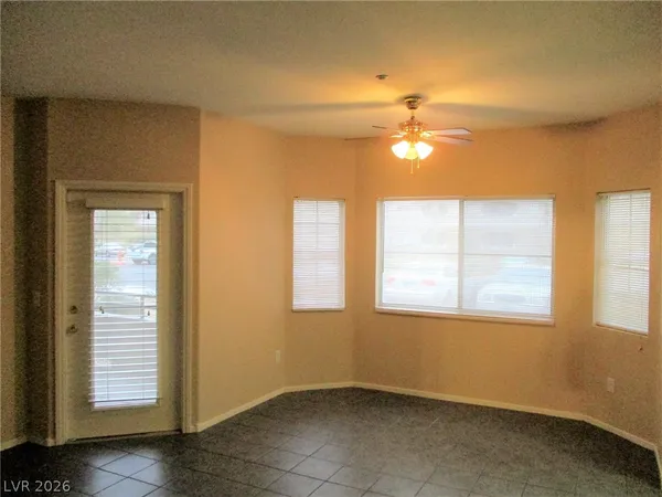 $1,500 | 833 Aspen Peak Loop, Unit 2215, Henderson, NV 89011