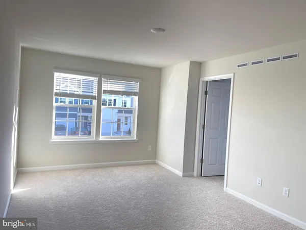 $1,655 | 221 Caterpillar Drive, Luray, VA 22835