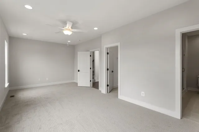 a view of empty room with window