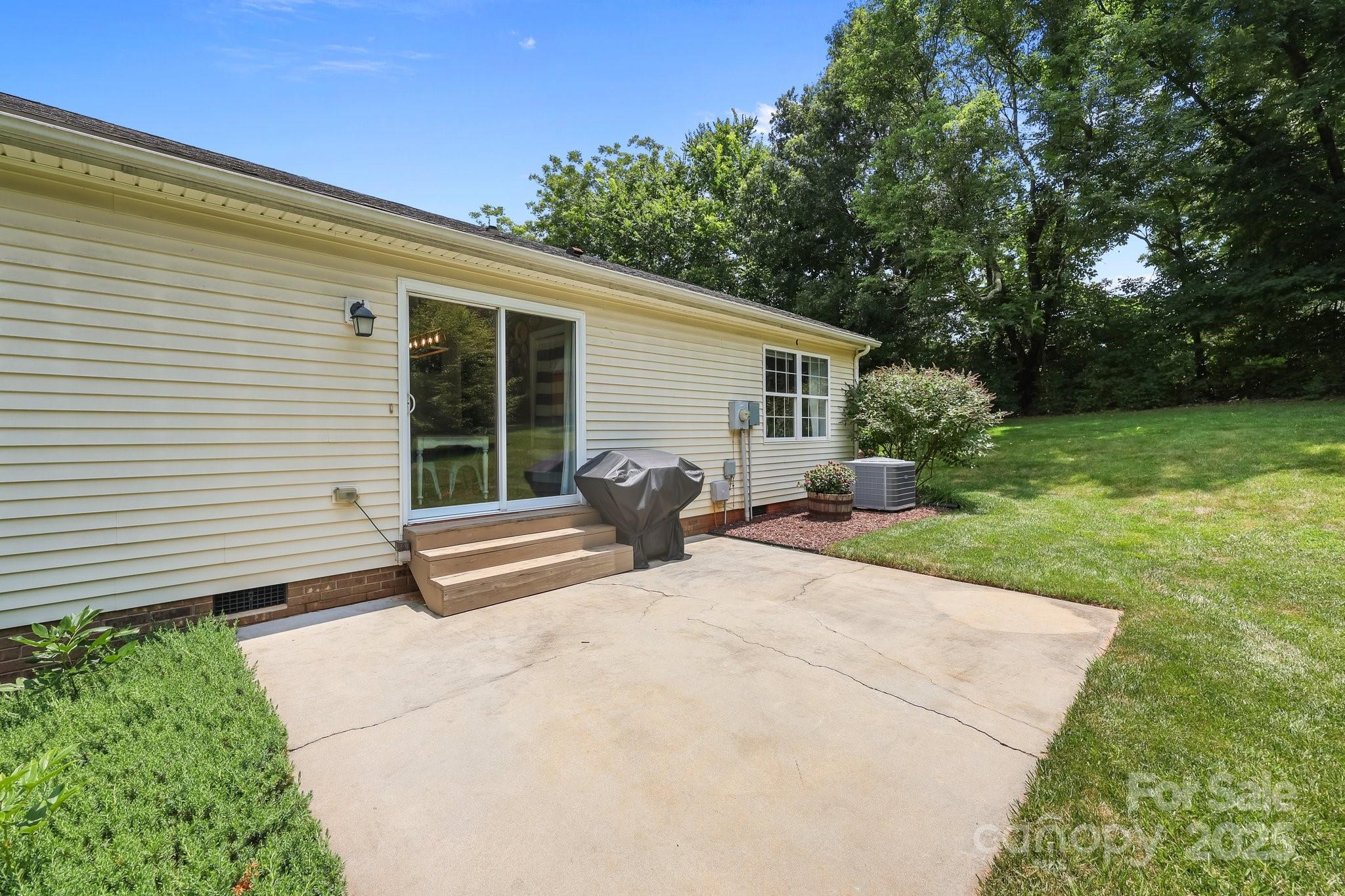 201 North Ferry Road New London, NC 28127 - Photo 12 of 42 Gallery Image 12