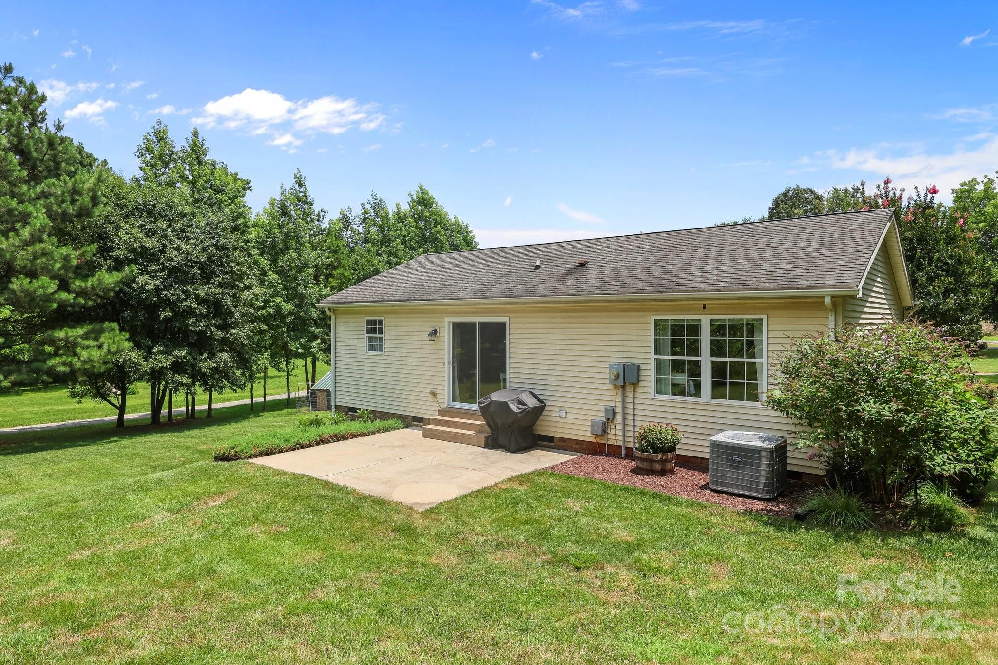 201 North Ferry Road New London, NC 28127 - Photo 15 of 42 Gallery Image 15