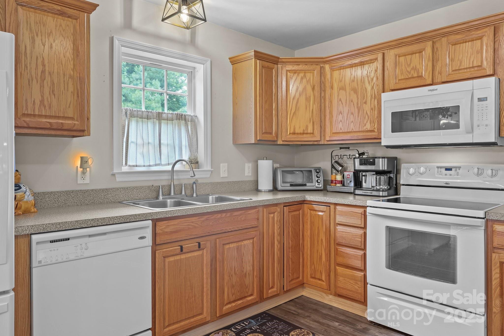 201 North Ferry Road New London, NC 28127 - Photo 33 of 42 Gallery Image 33