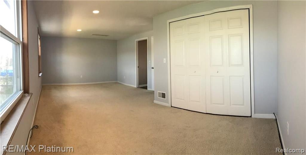 1846 South Hughes Road Brighton, MI 48114 - Photo 23 of 33