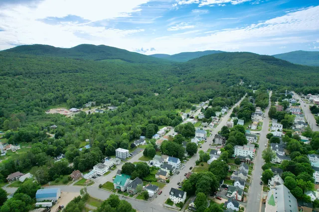 $140,000 | 205 Pine Street, Rumford, ME 04276