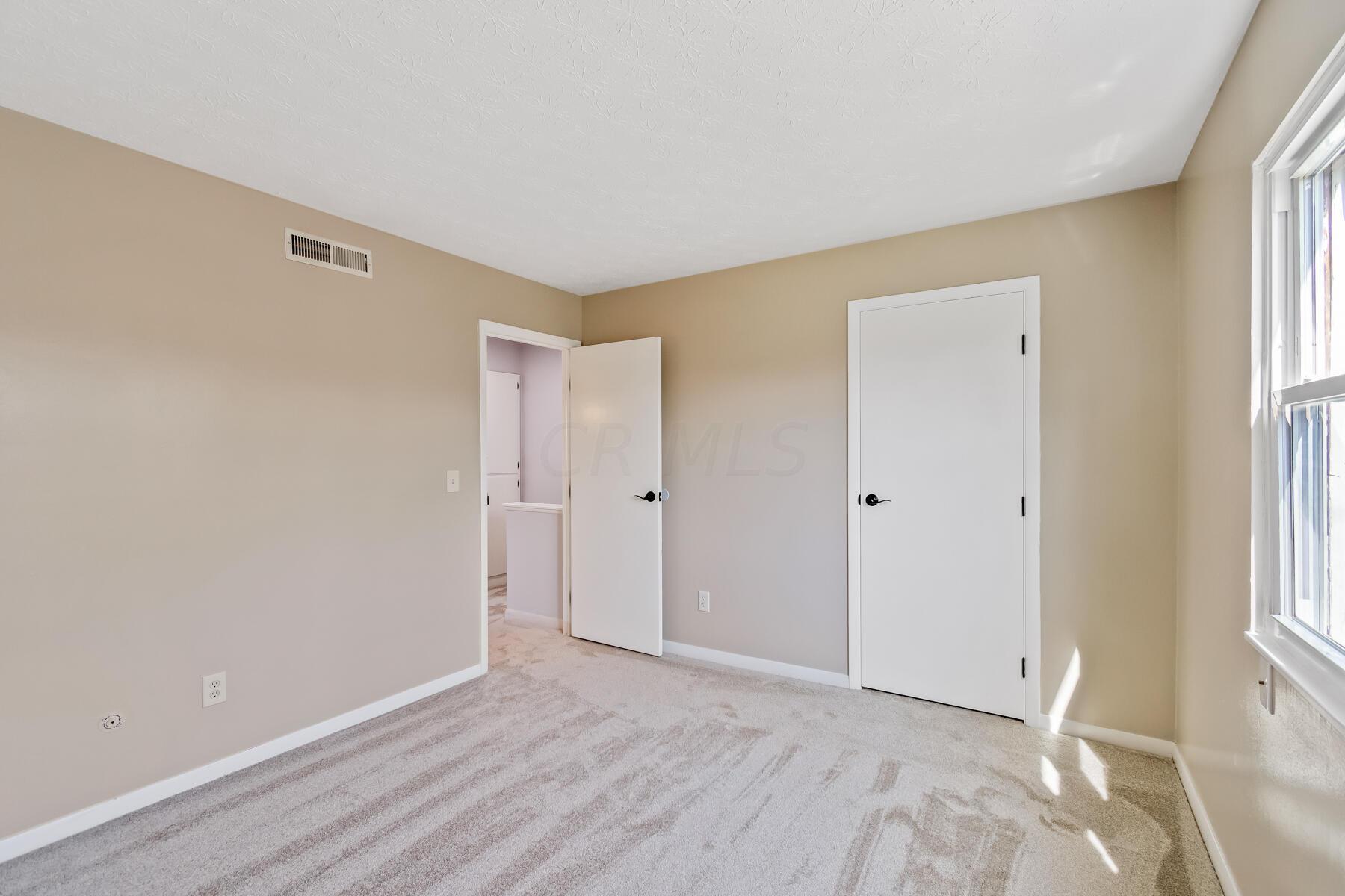 559 Harding Lane Delaware, OH 43015 - Photo 23 of 38 Bed 2