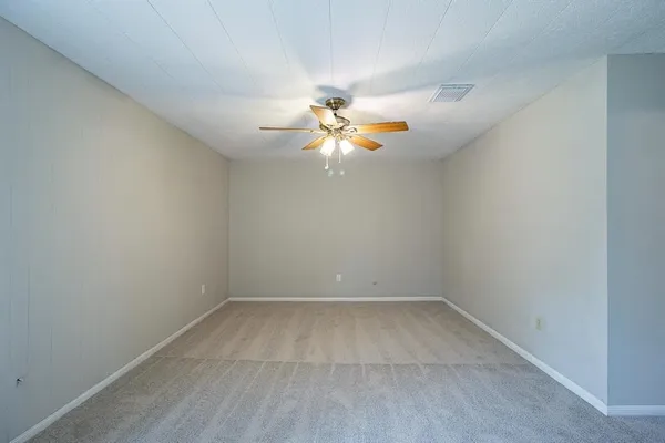 $2,400 | 12406 Nova Drive, Houston, TX 77077