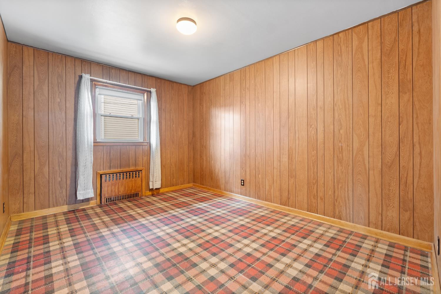 654 Colgate Avenue Perth Amboy, NJ 08861 - Photo 13 of 18