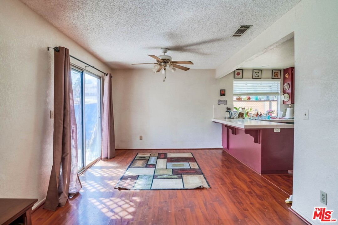 14293 Martin Place Riverside, CA 92503 - Photo 9 of 21