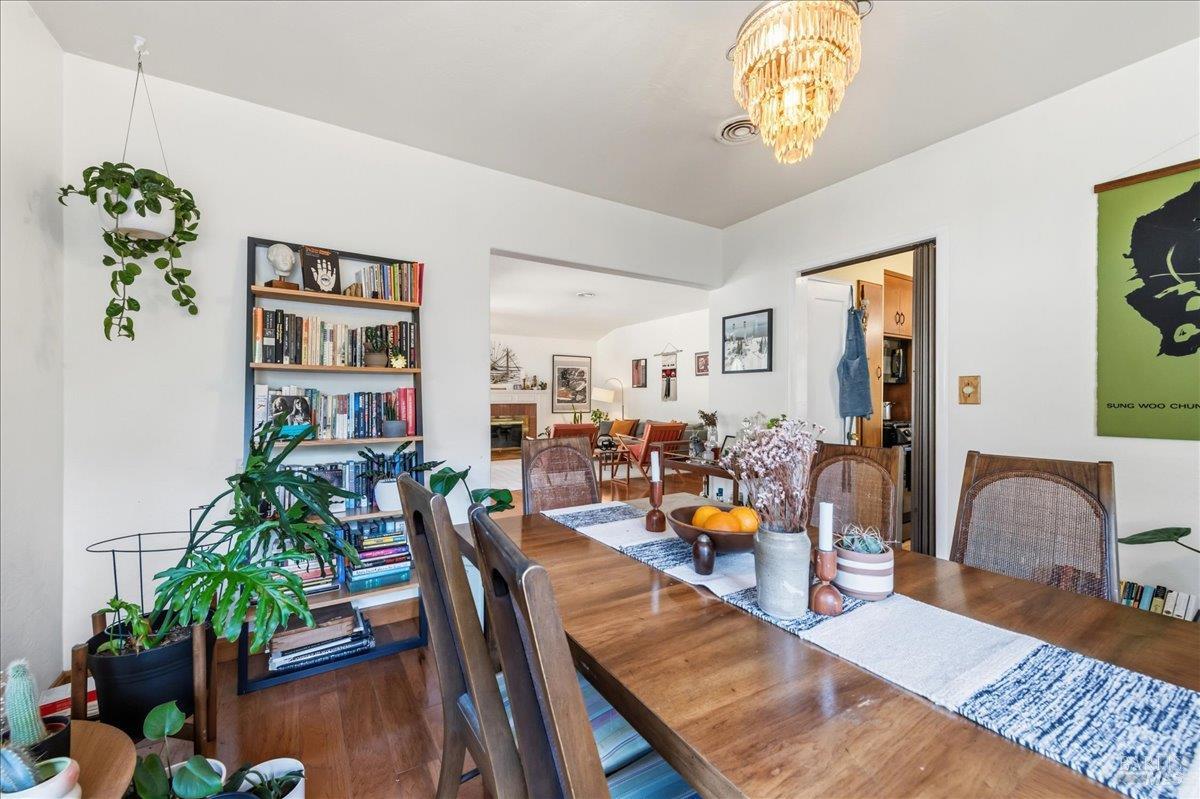 3306 Jordan Road Oakland, CA 94602 - Photo 14 of 41 Dinning room