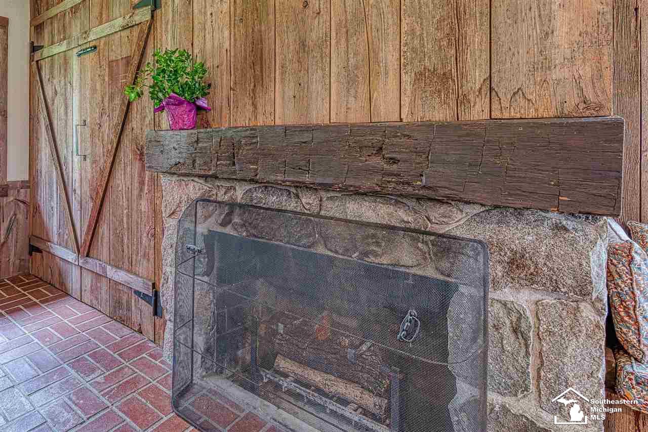 1929 West Hurd Road Monroe, MI 48162 - Photo 10 of 47