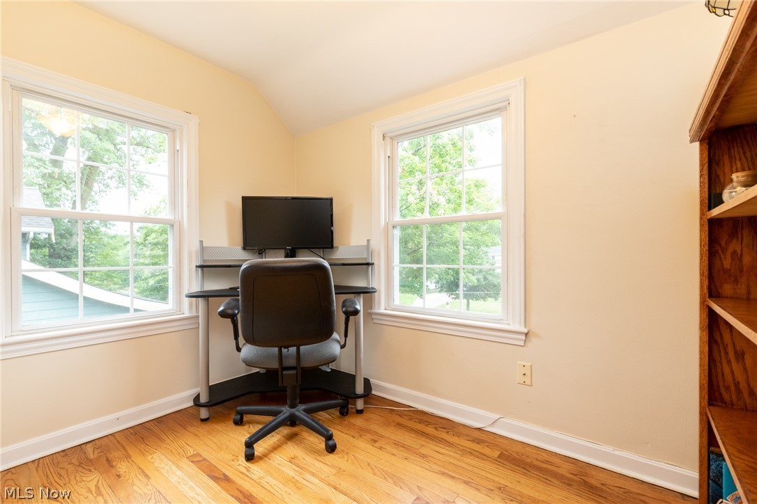 5272 Spencer Road Cleveland, OH 44124 - Photo 20 of 30