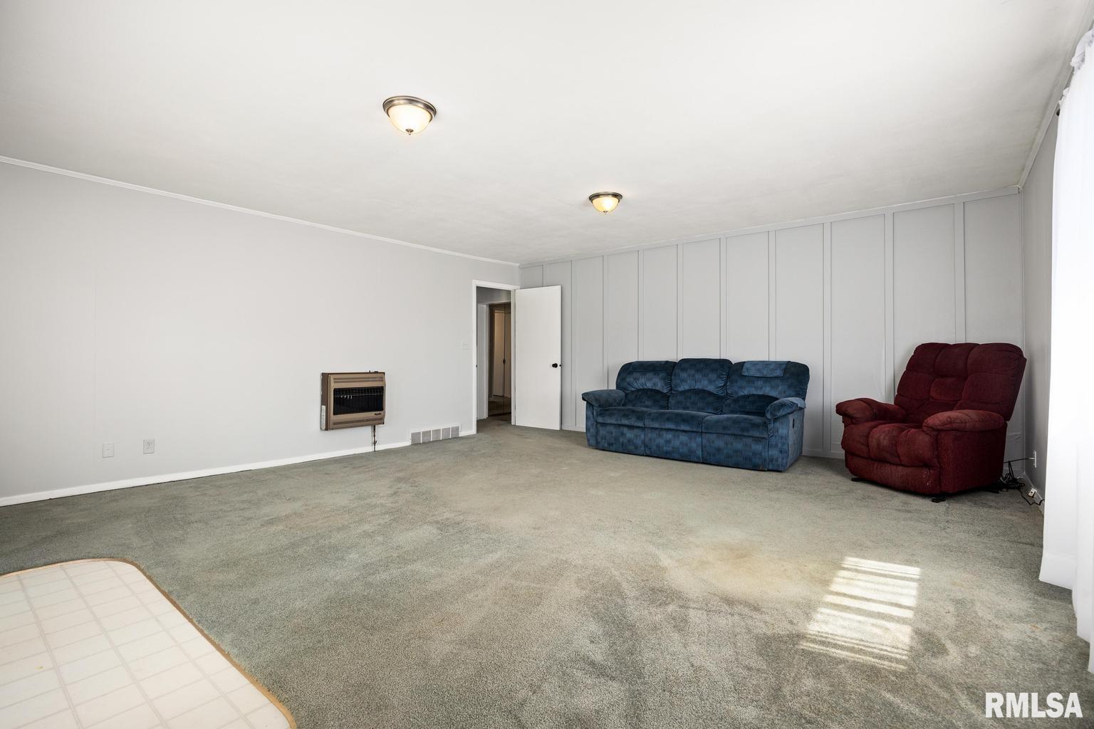 5224 North Koerner Road Peoria, IL 61615 - Photo 11 of 46 Gallery Image 11