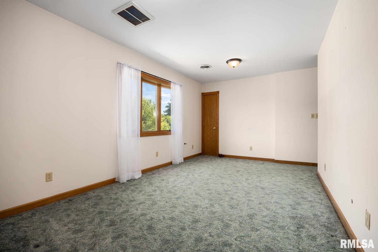 5224 North Koerner Road Peoria, IL 61615 - Photo 36 of 46 Gallery Image 36