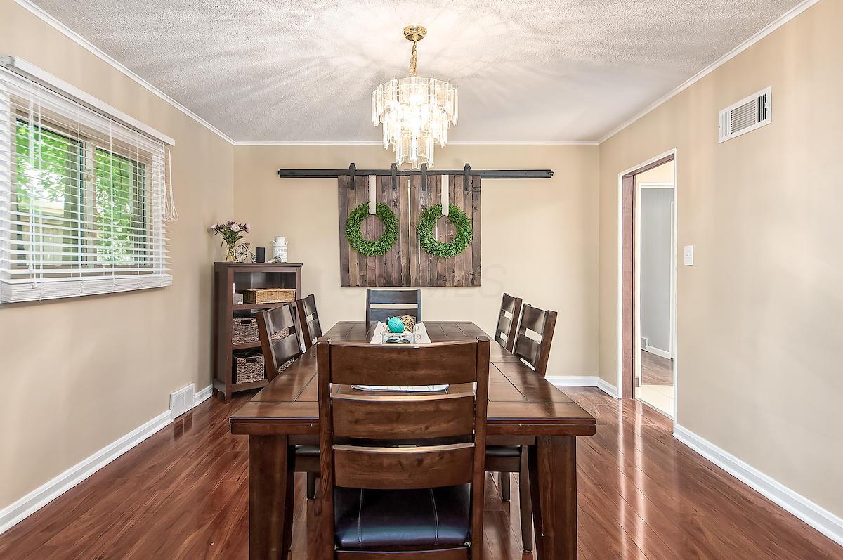 290 South Broadleigh Road Columbus, OH 43209 - Photo 12 of 43 Gallery Image 12