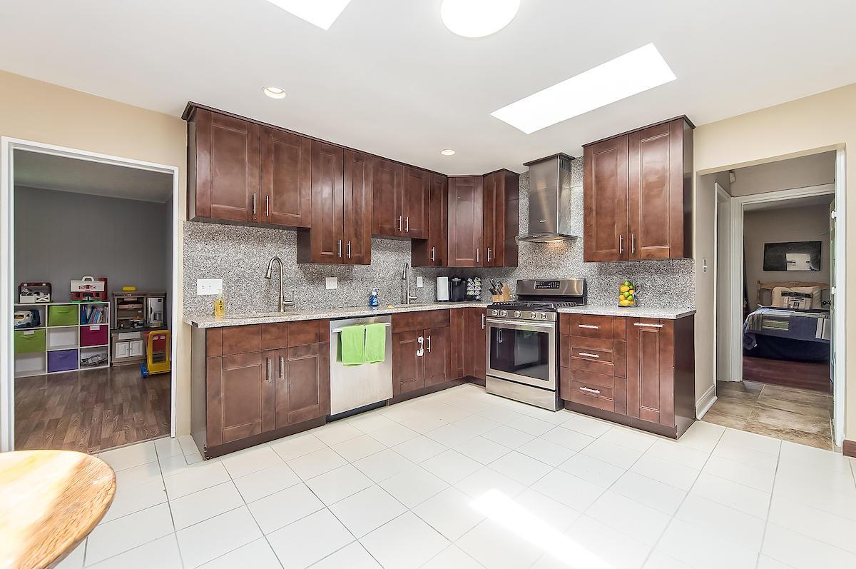 290 South Broadleigh Road Columbus, OH 43209 - Photo 19 of 43 Gallery Image 19