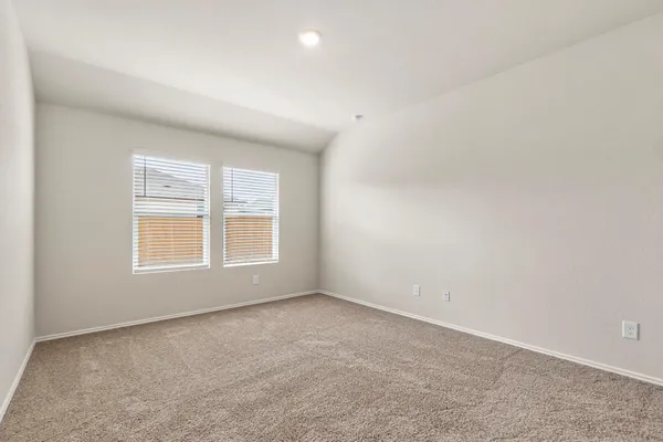 $1,890 | 128 Shimmering Cove, San Marcos, TX 78666