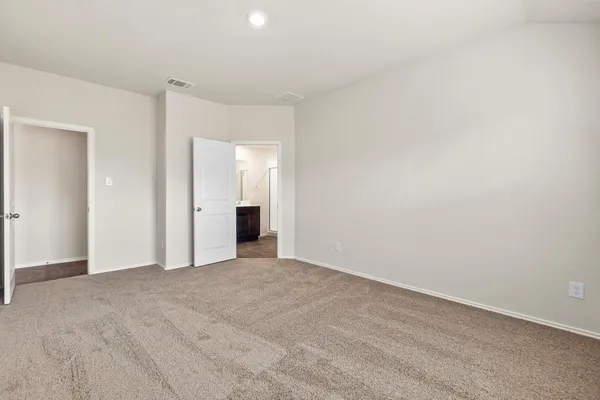 $1,890 | 128 Shimmering Cove, San Marcos, TX 78666