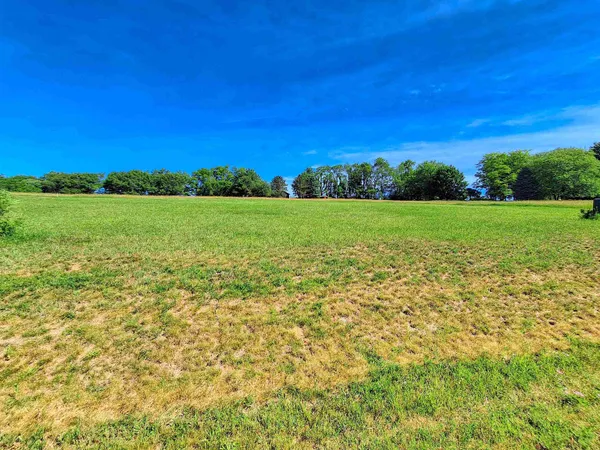 $18,900 | 4-168 Beachcomber Lane, Lake Carroll, IL 61046