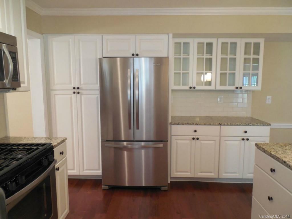 3949 Riverbend Road Charlotte, NC 28210 - Photo 8 of 23 Gallery Image 8