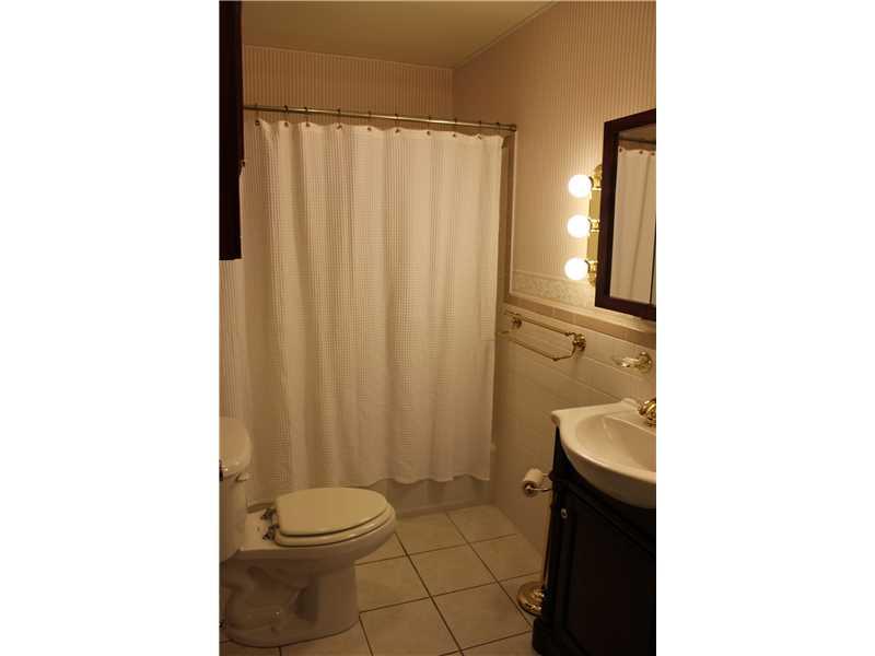417 West Slippery Rock Road Chicora, PA 16025 - Photo 14 of 25 Full Bath.