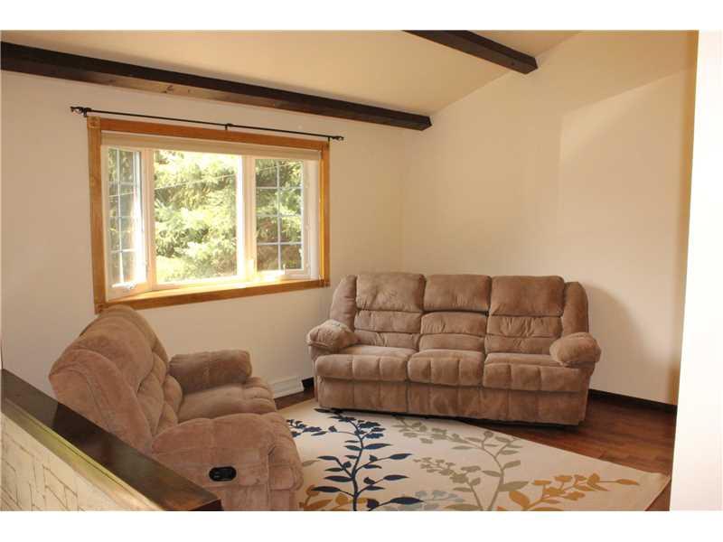 417 West Slippery Rock Road Chicora, PA 16025 - Photo 4 of 25 Living Room.