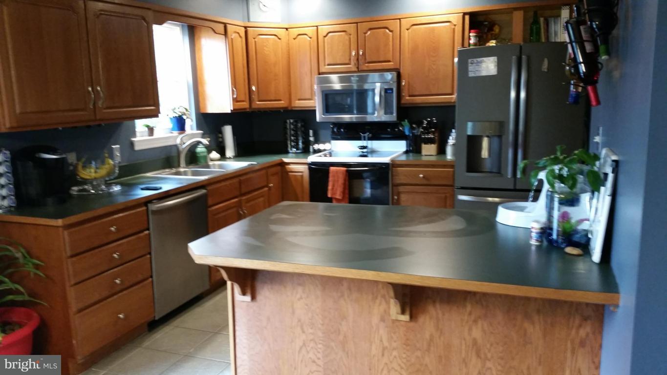 412 Groffdale Road Quarryville, PA 17566 - Photo 8 of 30 Gallery Image 8