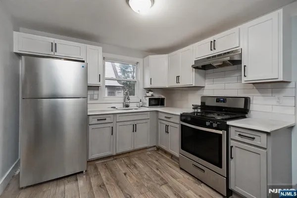 $2,800 | 467 Fairview Avenue, Orange, NJ 07050