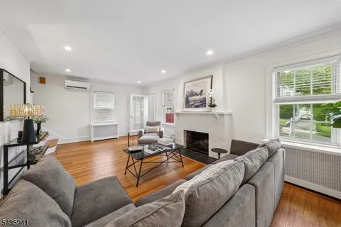 $899,000 | 14 Evergreen Place, Maplewood, NJ 07040