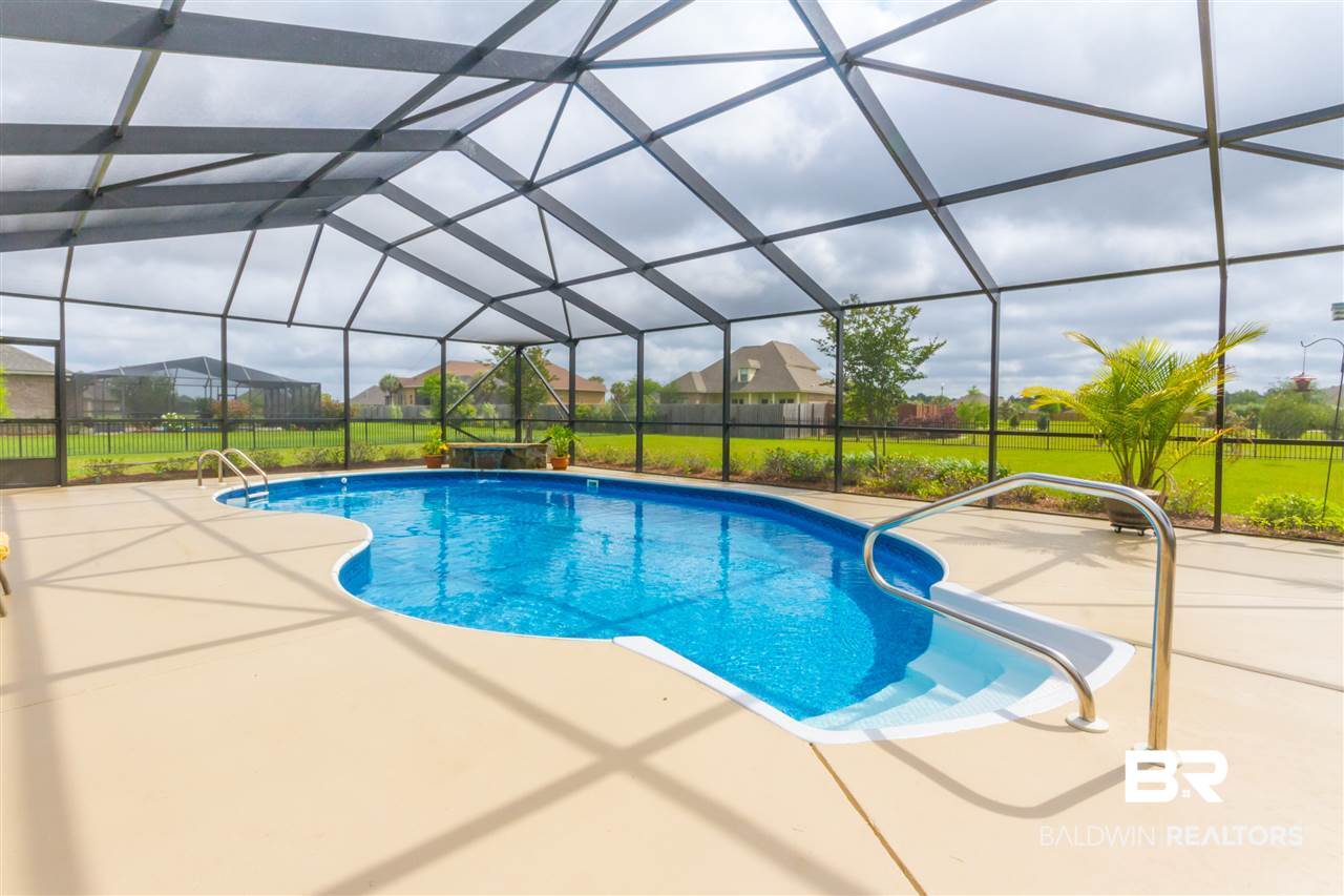 4094 Craigend Loop Gulf Shores, AL 36542 - Photo 28 of 33 Pool & Lanai