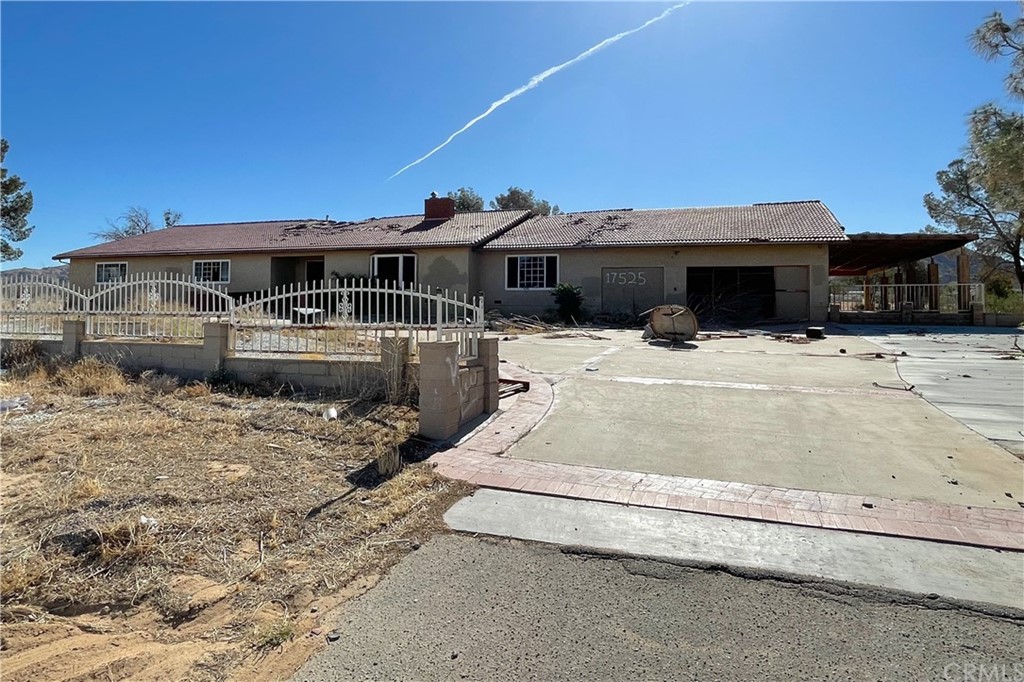 17525 Central Road Apple Valley, CA 92307 - Photo 1 of 1 Gallery Image 1