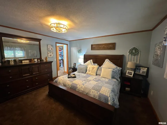 $269,000 | 564 Pleasant Lane, Jonesboro, IL 62952