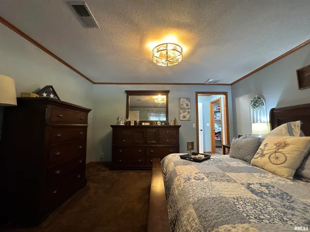 $269,000 | 564 Pleasant Lane, Jonesboro, IL 62952