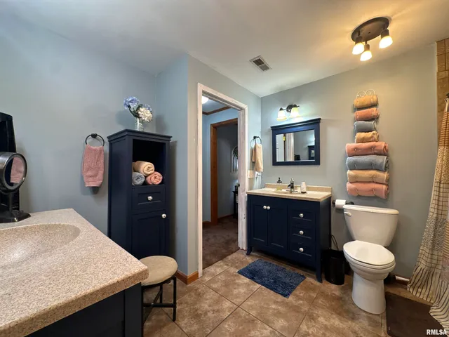 $269,000 | 564 Pleasant Lane, Jonesboro, IL 62952