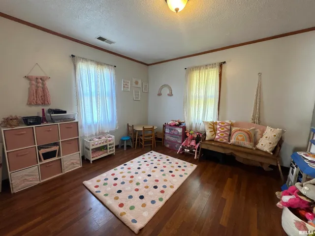 $269,000 | 564 Pleasant Lane, Jonesboro, IL 62952