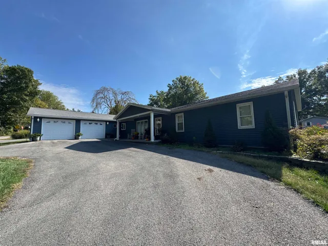 $269,000 | 564 Pleasant Lane, Jonesboro, IL 62952