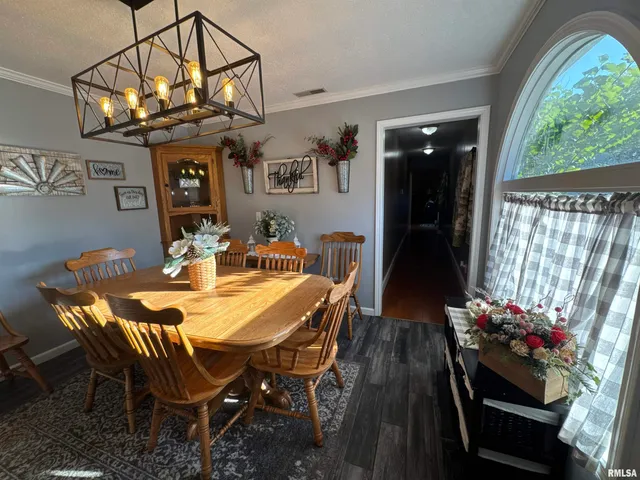 $269,000 | 564 Pleasant Lane, Jonesboro, IL 62952